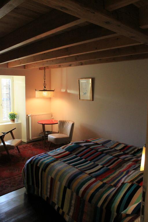 Le Vertige Bed and Breakfast Échandelys Kamer foto